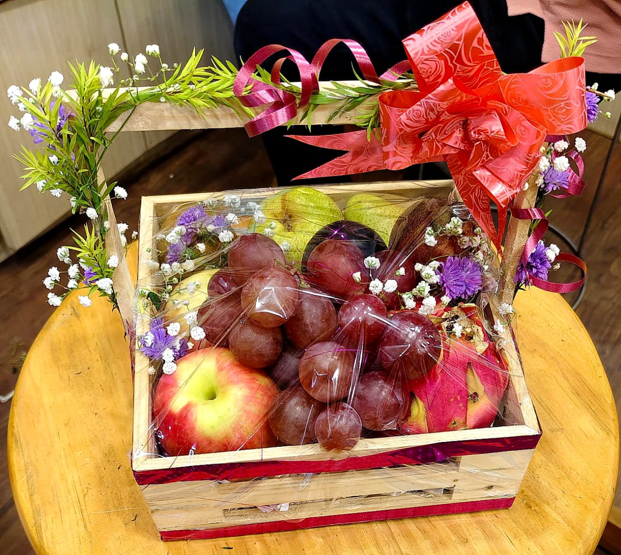 Faltoosh fruit box