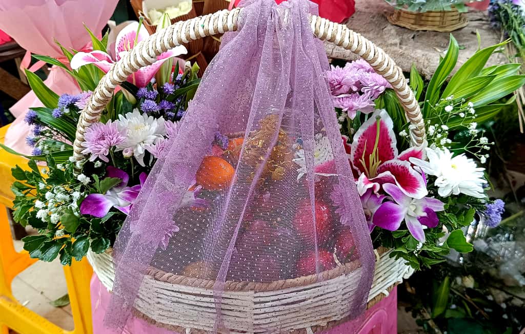 Net-covered fruit basket